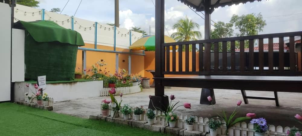 Ns Homestay Private Pool Tanah Merah  Exteriér fotografie