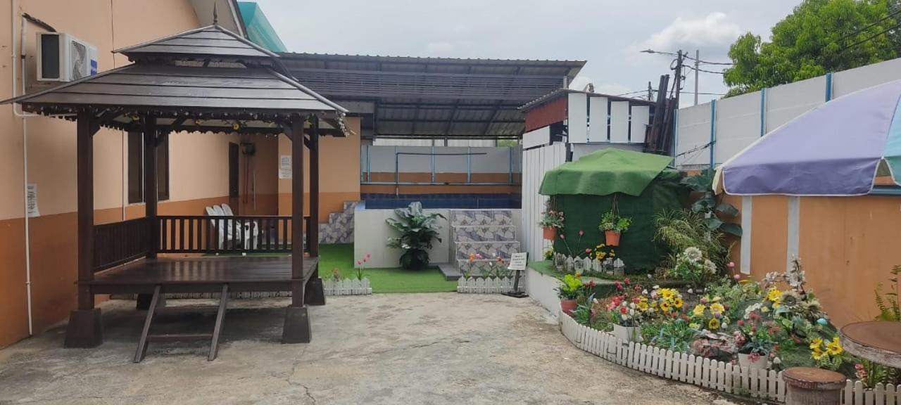Ns Homestay Private Pool Tanah Merah  Exteriér fotografie